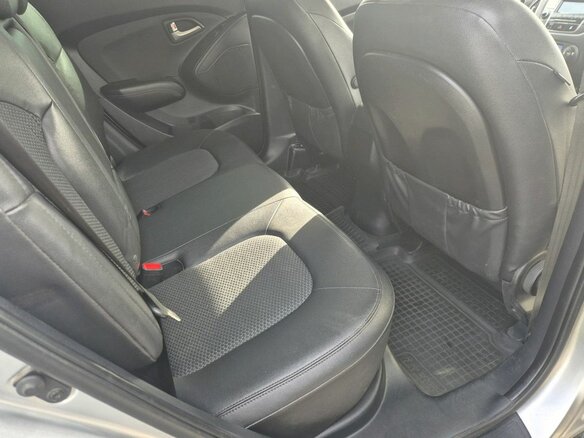 2013 Hyundai ix35 I, серебристый, 1045000 рублей - вид 18