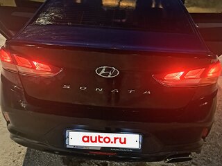 2019 Hyundai Sonata VII (LF) Рестайлинг, чёрный, 1500000 рублей, вид 3