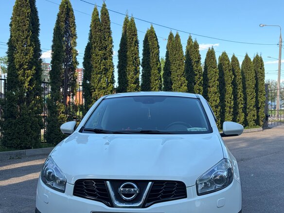 2012 Nissan Qashqai I Рестайлинг, белый, 1250000 рублей - вид 8