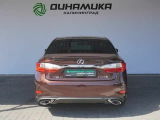 2016 Lexus ES 250 VI Рестайлинг, коричневый, 2439000 рублей, вид 4