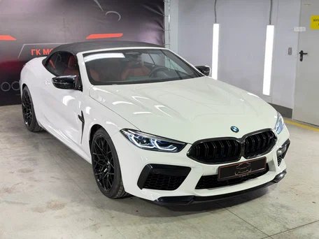 2019 BMW M8 Competition I (F91/F92/F93), белый, 10690000 рублей, вид 3
