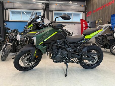 2026 Benelli TRK 702 X, зелёный, 739000 рублей, вид 1