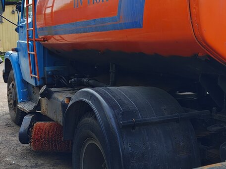 2008 ЗИЛ КО-713, синий, 740000 рублей, вид 3