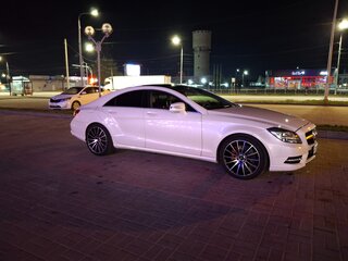 2013 Mercedes-Benz CLS 350 II (C218), белый, 2900000 рублей, вид 3