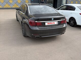 2010 BMW 7 серии Long 750Li xDrive V (F01/F02/F04), чёрный, 1150000 рублей, вид 2