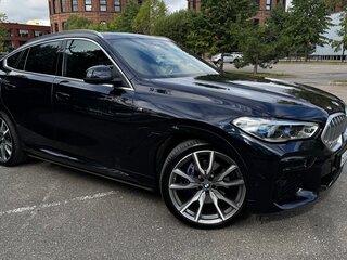 2022 BMW X6 40i III (G06), синий, 8990000 рублей, вид 1