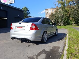 2010 Ford Focus II Рестайлинг, серебристый, 590000 рублей, вид 4
