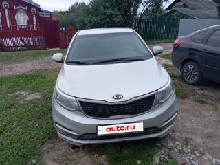 2015 Kia Rio III Рестайлинг, серый, 400000 рублей, вид 1