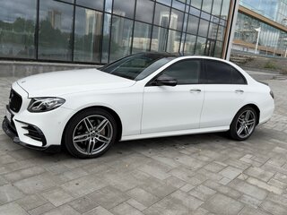 2020 Mercedes-Benz E-Класс 200 V (W213, S213, C238), белый, 3800000 рублей, вид 2