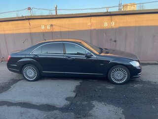 2011 Mercedes-Benz S-Класс 300 Long V (W221) Рестайлинг, чёрный, 1900000 рублей, вид 3