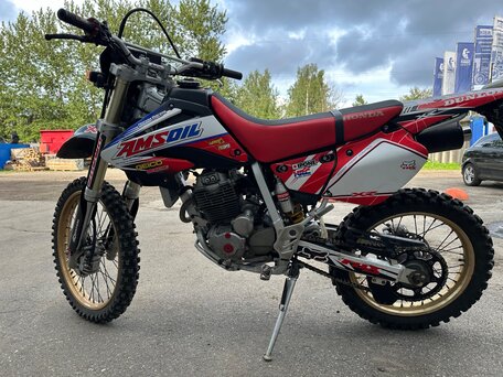 2004 Honda XR 250, красный, 350000 рублей, вид 2