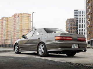 1997 Toyota Mark II VIII (X100), серый, 900000 рублей, вид 5