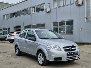 2010 Chevrolet Aveo I Рестайлинг, серебристый, 327000 рублей, вид 2