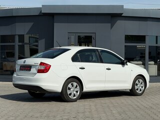 2015 Skoda Rapid I, белый, 650000 рублей, вид 4