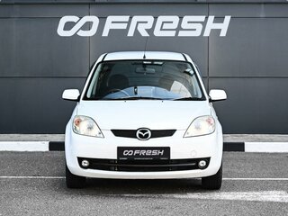 2006 Mazda Demio II (DY) Рестайлинг, белый, 499000 рублей, вид 3
