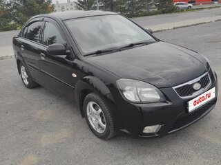 2011 Kia Rio II Рестайлинг, чёрный, 580000 рублей, вид 2