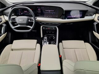 2025 Audi Q5 40 TFSI III (GU), чёрный, 7250000 рублей, вид 4