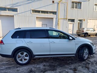 2017 Volkswagen Golf Alltrack VII, белый, 2149000 рублей, вид 3