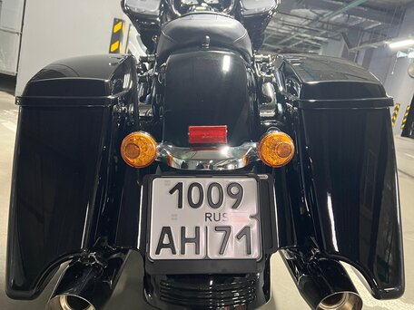 2022 Harley-Davidson Road Glide, чёрный, 2250000 рублей, вид 4
