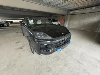 2026 Porsche Cayenne E-Hybrid Coupé III Рестайлинг, чёрный, 24499000 рублей, вид 2