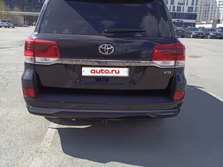 2016 Toyota Land Cruiser 200 Series Рестайлинг 2, чёрный, 4500000 рублей, вид 3