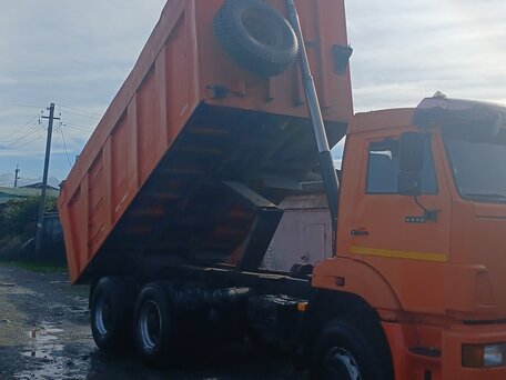 2012 КамАЗ 6520, красный, 1500000 рублей, вид 3