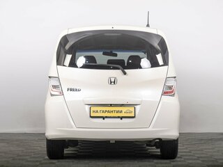 2012 Honda Freed I Рестайлинг, белый, 1099000 рублей, вид 4