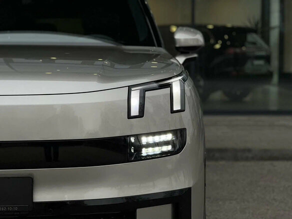 2026 Lynk & Co 900, серебристый, 7444000 рублей - вид 7