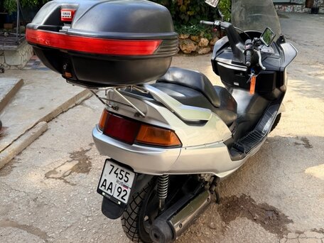2000 Yamaha Majesty 250, серый, 120000 рублей, вид 5