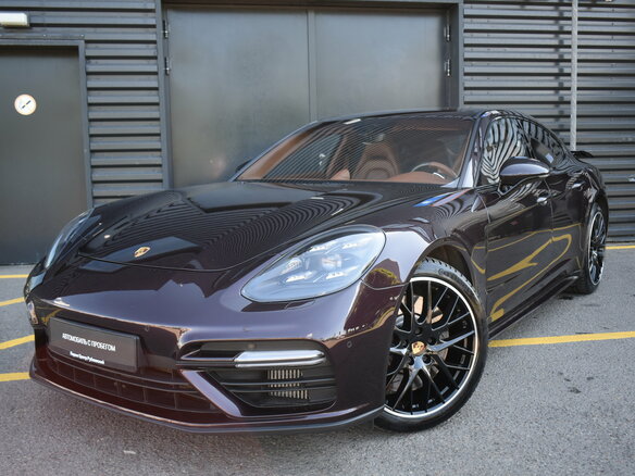 2018 Porsche Panamera Turbo II, фиолетовый, 7450000 рублей