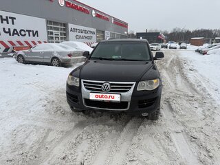 2008 Volkswagen Touareg I Рестайлинг, чёрный, 990000 рублей, вид 1