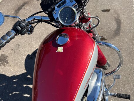2004 Harley-Davidson Sportster 883, красный, 530000 рублей, вид 4