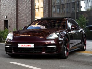 2020 Porsche Panamera 4 Sport Turismo II, красный, 7500000 рублей, вид 4