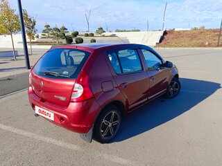 2012 Renault Sandero I, красный, 490000 рублей, вид 4
