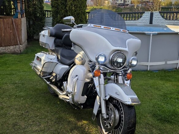 2009 Harley-Davidson Electra Glide, белый, 747163 рублей