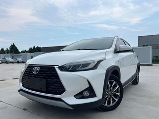 2022 Toyota Yaris L XP150 Рестайлинг, белый, 1595013 рублей, вид 1