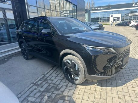 Omoda C7