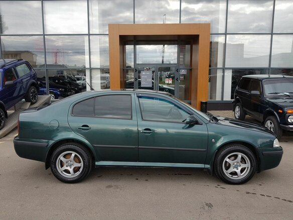 2008 Skoda Octavia I (A4) Рестайлинг, зелёный - вид 3