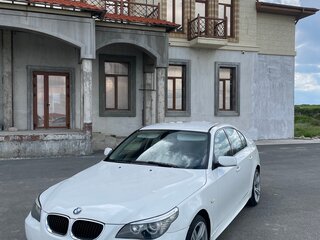 2007 BMW 5 серии 520d V (E60/E61) Рестайлинг, белый, 1450000 рублей, вид 2