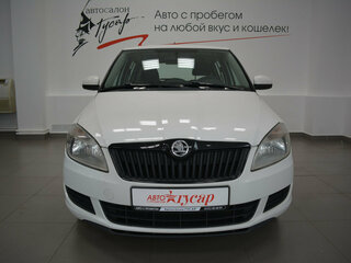 2012 Skoda Fabia II Рестайлинг, белый, 549000 рублей, вид 2