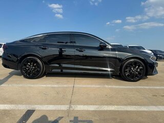 2024 Kia K5 III Рестайлинг, чёрный, 3850000 рублей, вид 5