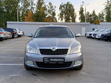 2012 Skoda Octavia II (A5) Рестайлинг, серый, 777000 рублей, вид 2