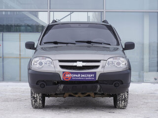 2012 Chevrolet Niva I Рестайлинг, серый, 405000 рублей, вид 2