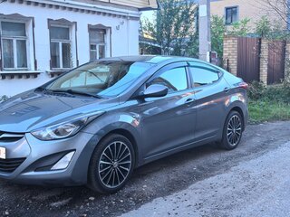 2015 Hyundai Elantra V (MD) Рестайлинг, серый, 890000 рублей, вид 1