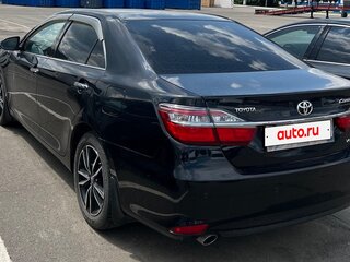 2016 Toyota Camry VII (XV50) Рестайлинг, чёрный, 1748540 рублей, вид 3