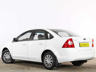 2011 Ford Focus II Рестайлинг, белый, 529000 рублей, вид 4