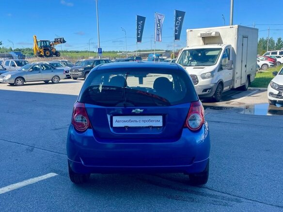 2010 Chevrolet Aveo I Рестайлинг, синий, 135000 рублей - вид 5