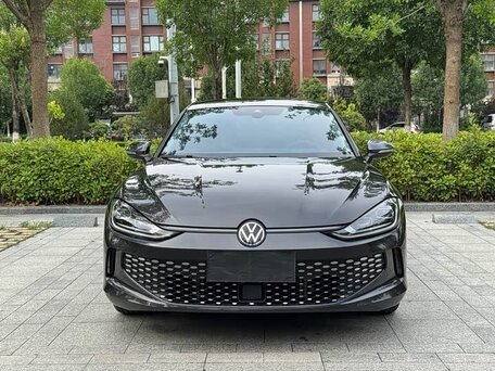 2023 Volkswagen Lamando L II, чёрный, 1780000 рублей, вид 2