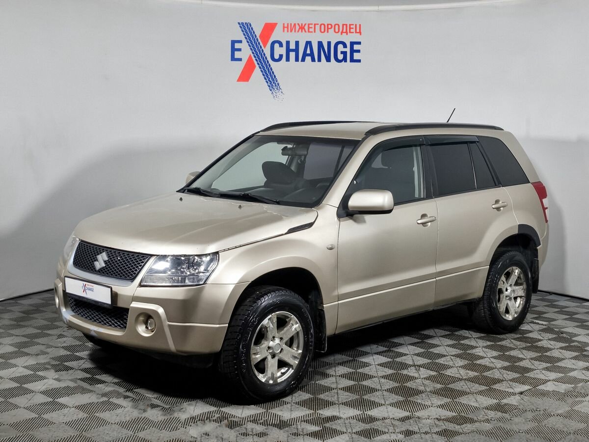 Открыть фотографии: Suzuki Grand Vitara II