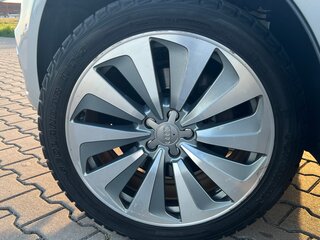 2012 Audi Q5 I (8R) Рестайлинг, серебристый, 1700000 рублей, вид 5